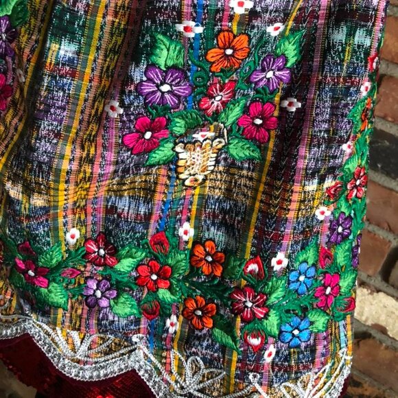 FOLK ART, Festival, Ethnic Heavily Embroidered Flower Skirt APRON / Cape-let - Picture 3 of 3